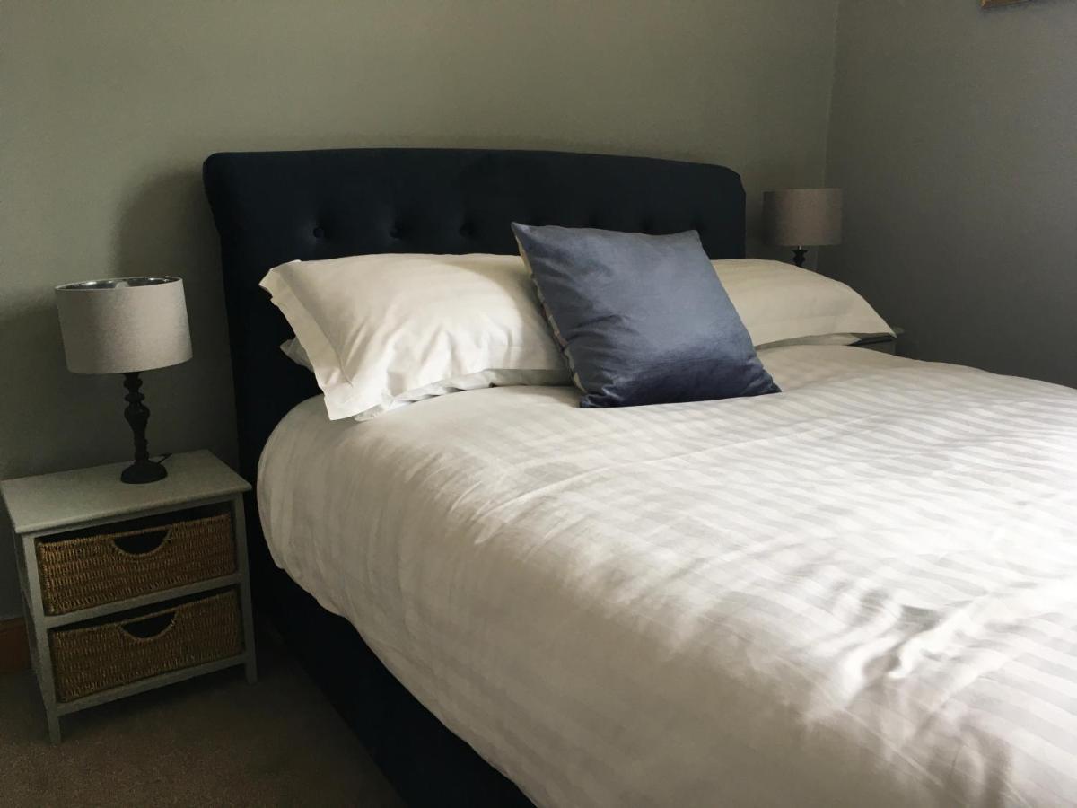 Budget Double Room,1000090686:JPEG
