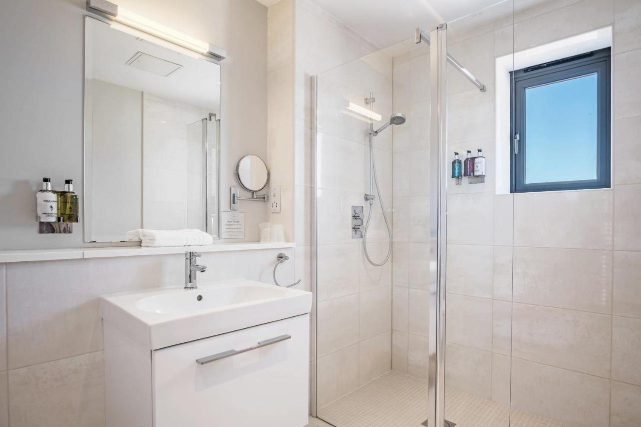 Standard Double or Twin Room with Golf View