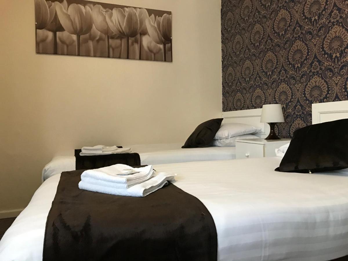 Kleines Zweibettzimmer