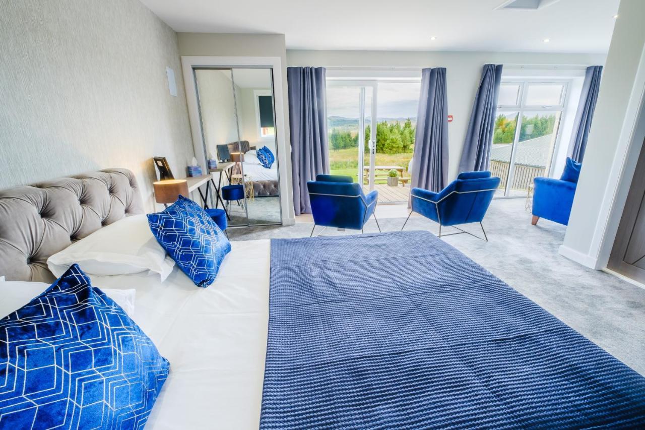 Suite with Hot tub