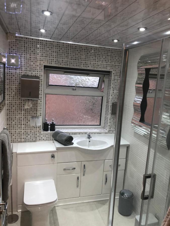 Tweepersoonskamer met Eigen Badkamer