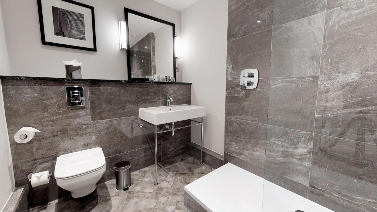 Superior Deluxe Double or Twin Room