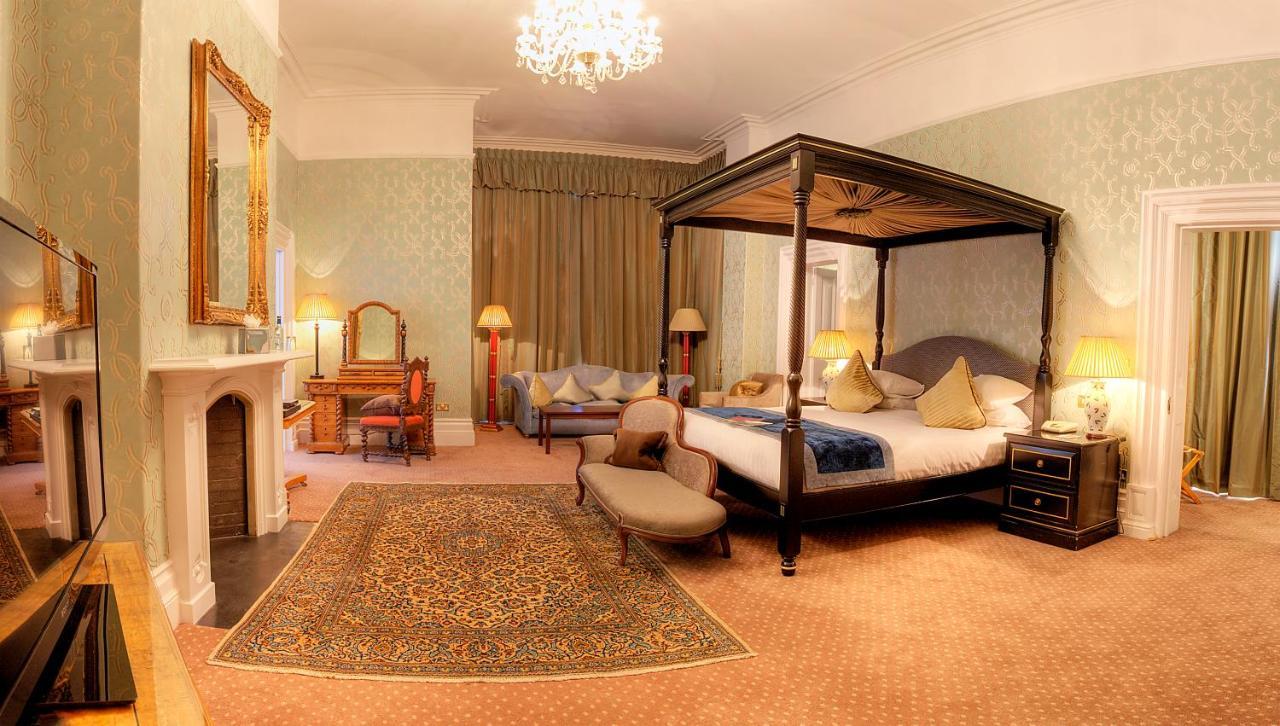 Superior King Suite with Four Poster Bed,1290454687:JPEG