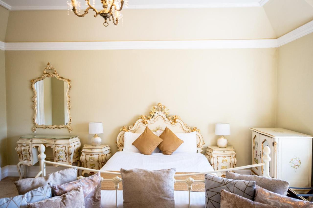 Superior Double Room,1681727305:JPEG