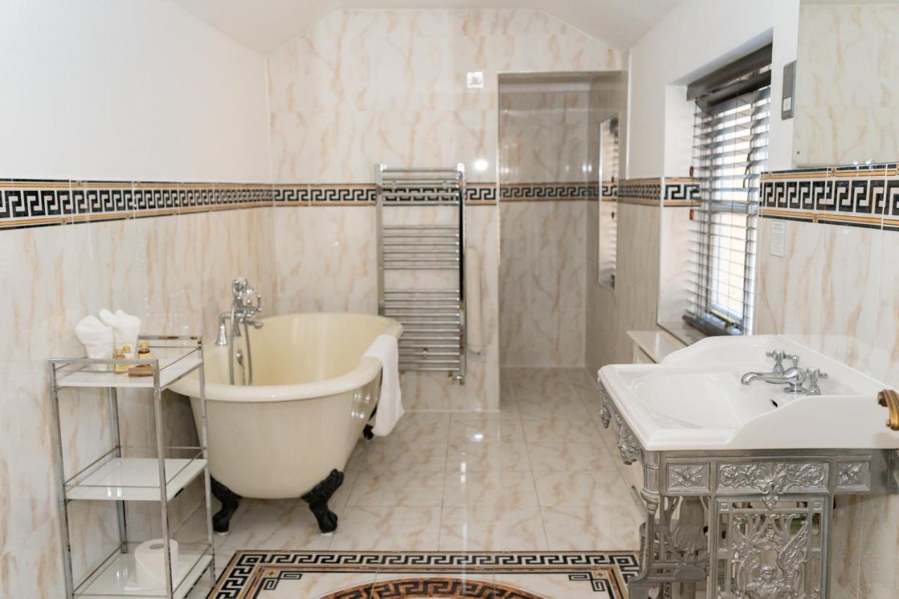 Deluxe Double Room (Dog Friendly)