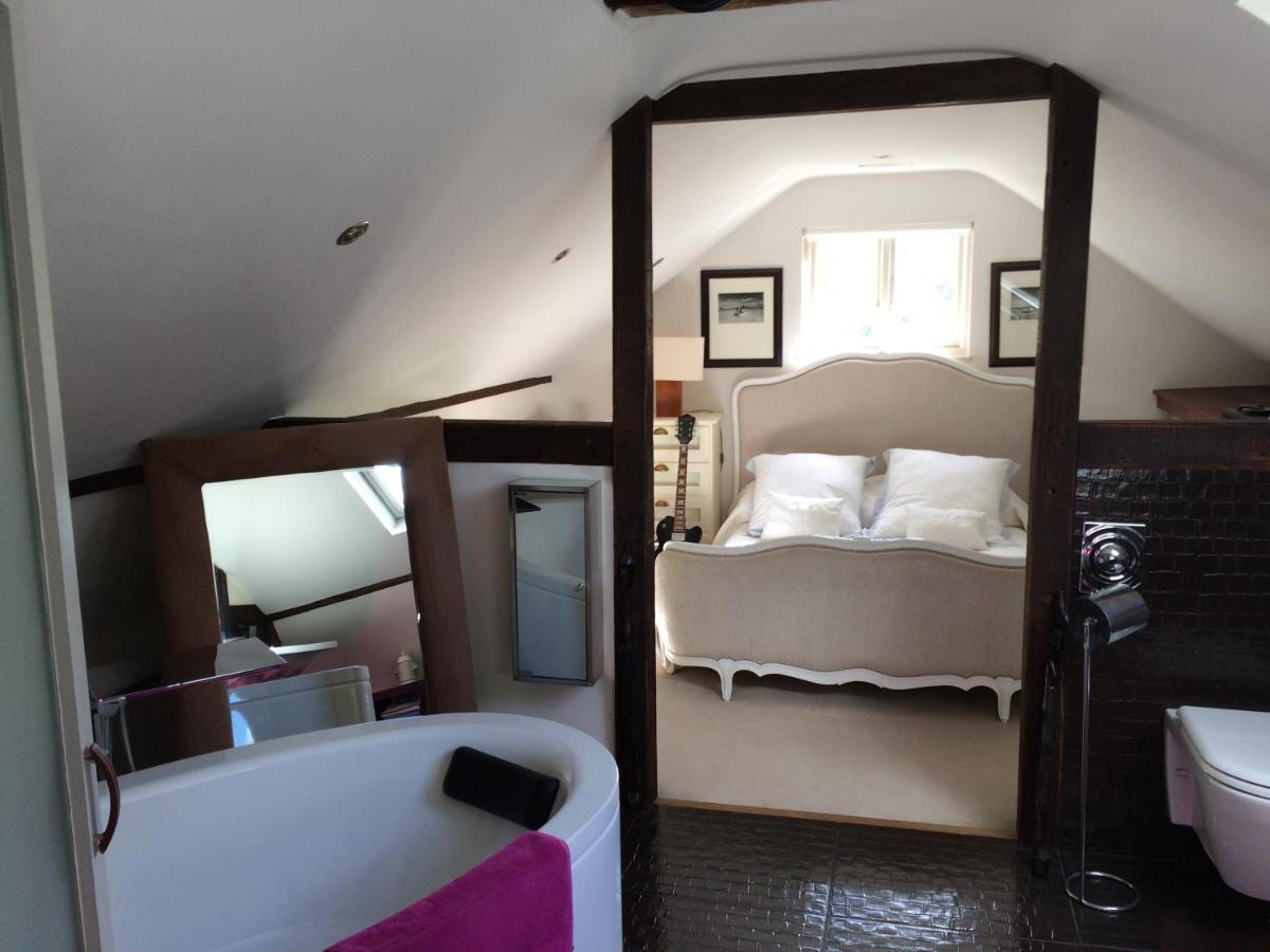 Deluxe Double Room with Bath,1032552584:JPEG