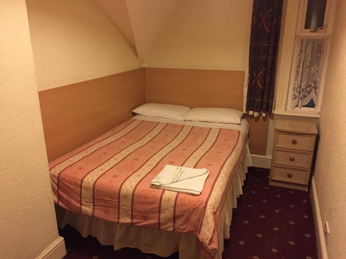 Double Room with Shared Toilet,1033530047:JPEG