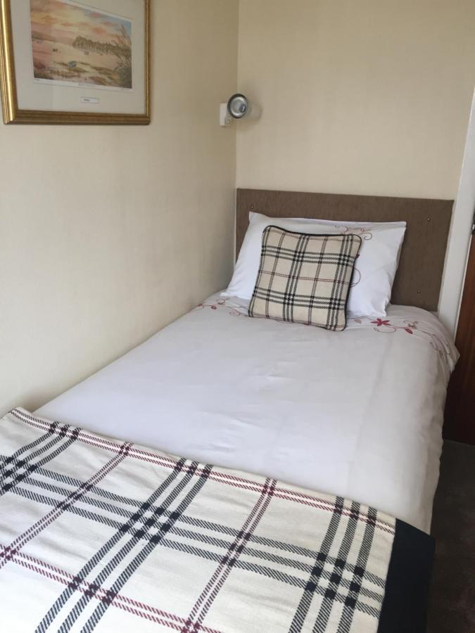 Single Room,1032477212:JPEG