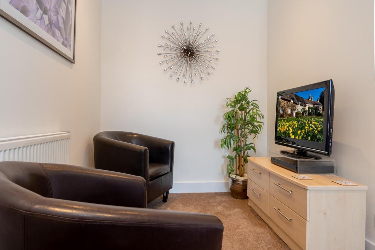 Large Deluxe Double Room with Shower - Room 2
