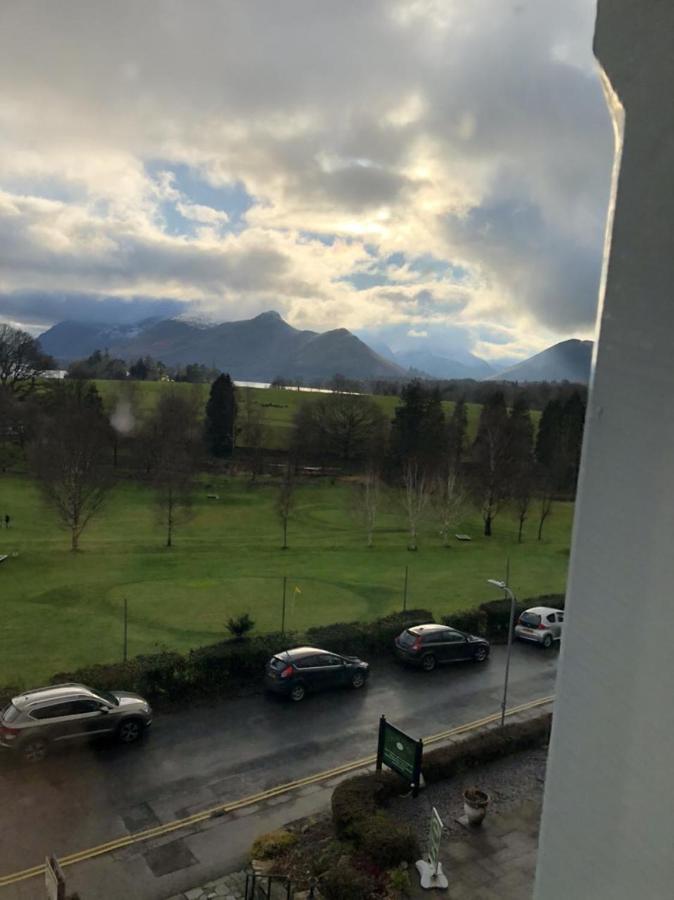 Double or Twin Room with Mountain View,1373384000:JPEG