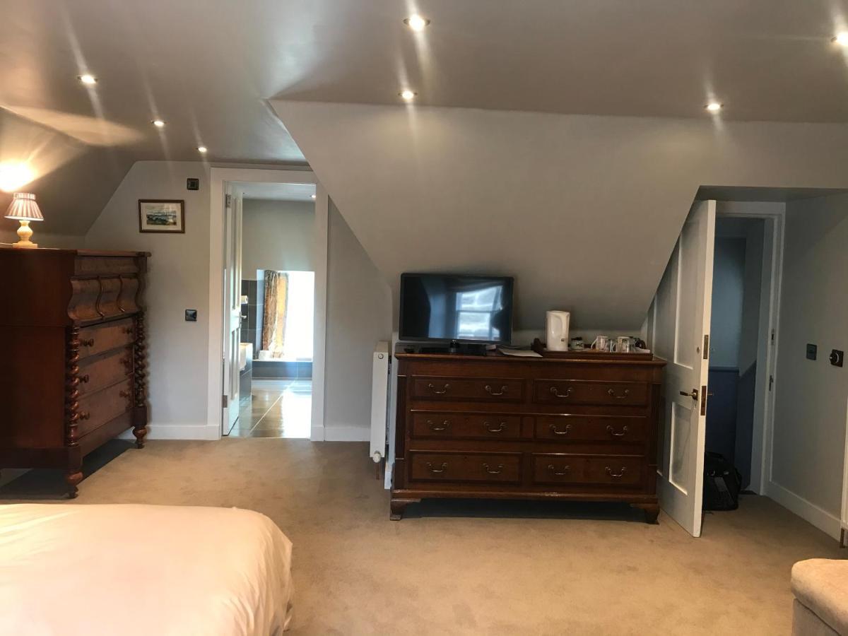 Deluxe Double or Twin Room,1049659030:JPEG