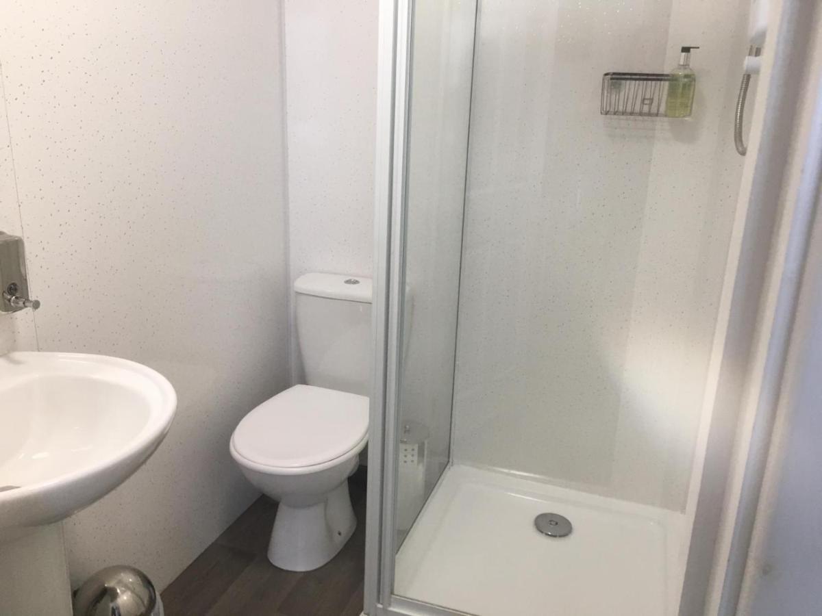 Single Room with Private Bathroom