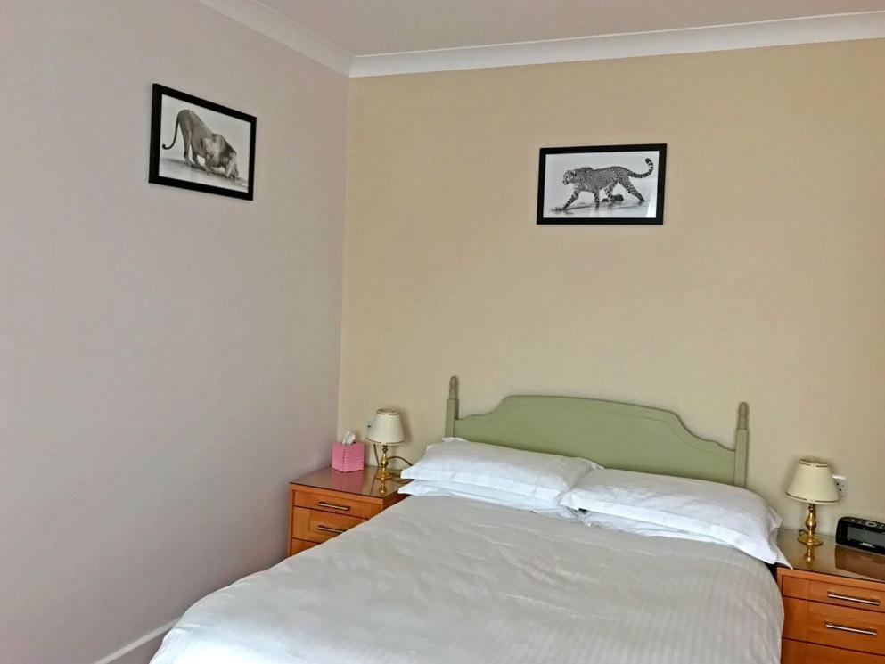 Small Double Room,1593754590:JPEG