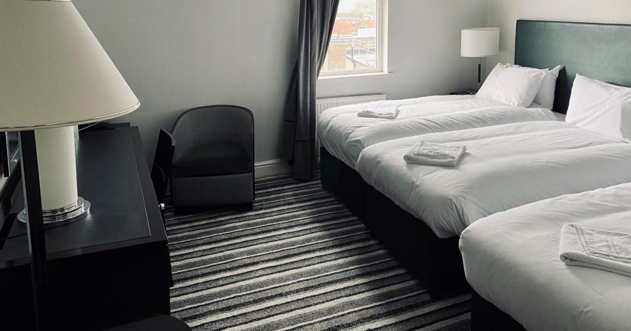 Standard Triple Room,1234947779:JPEG