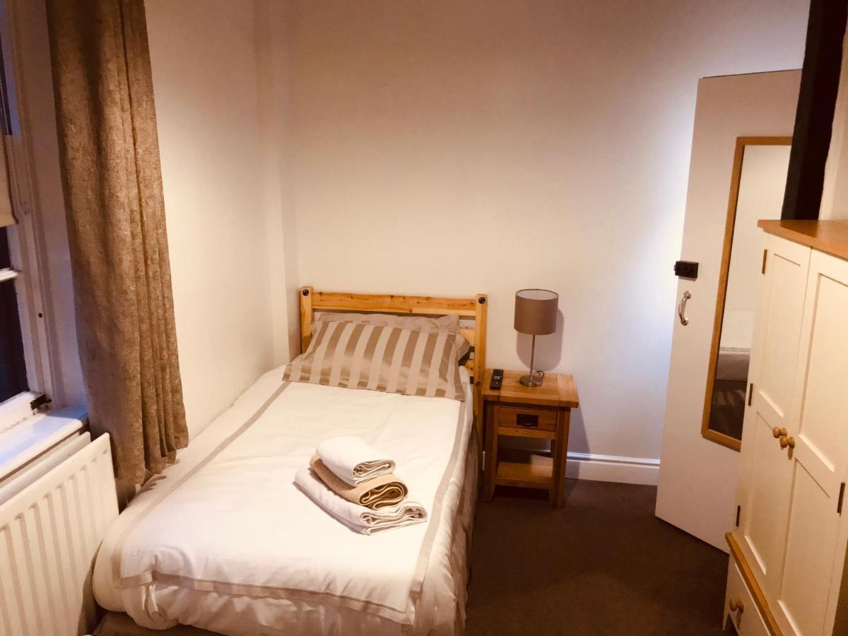 Single Room with Private Bathroom