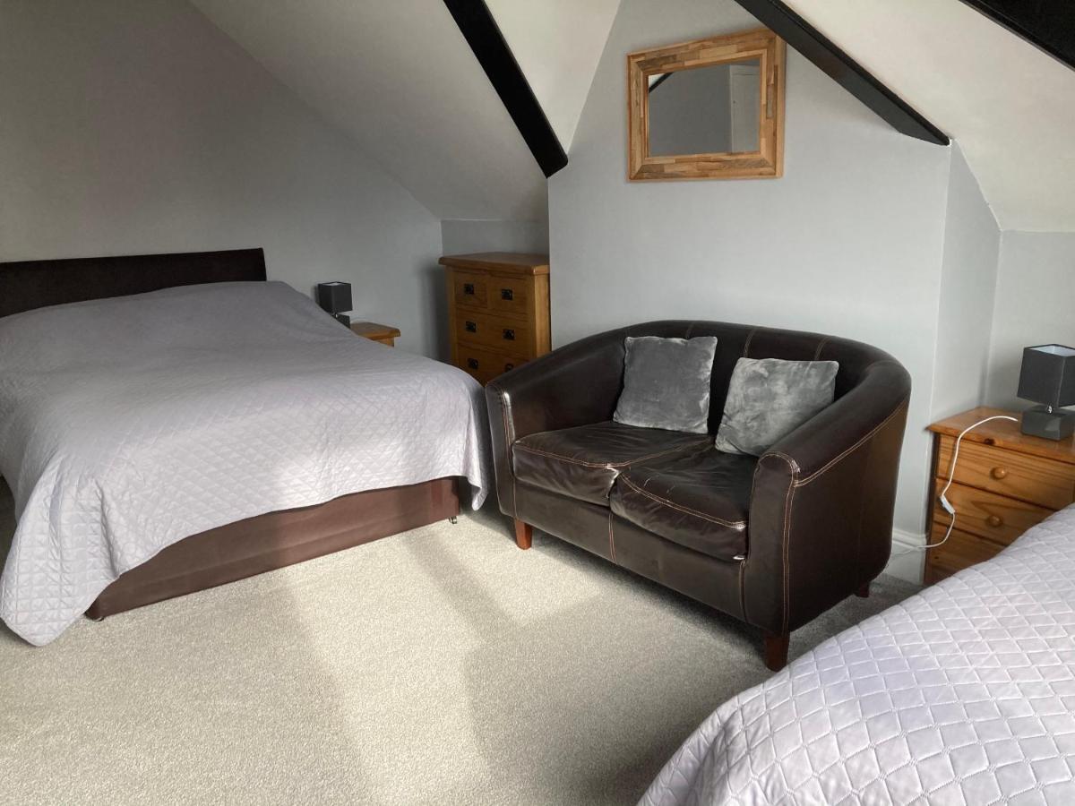 Double or Twin Room,1084728418:JPEG