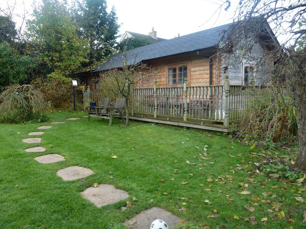 Log Cabin,109125867:JPEG