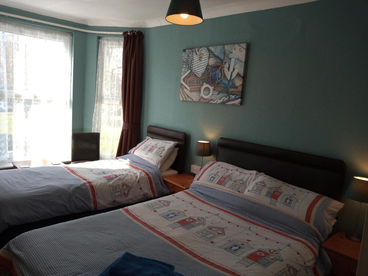 Habitación Familiar con ducha compartida (2 adultos + 1 niño)