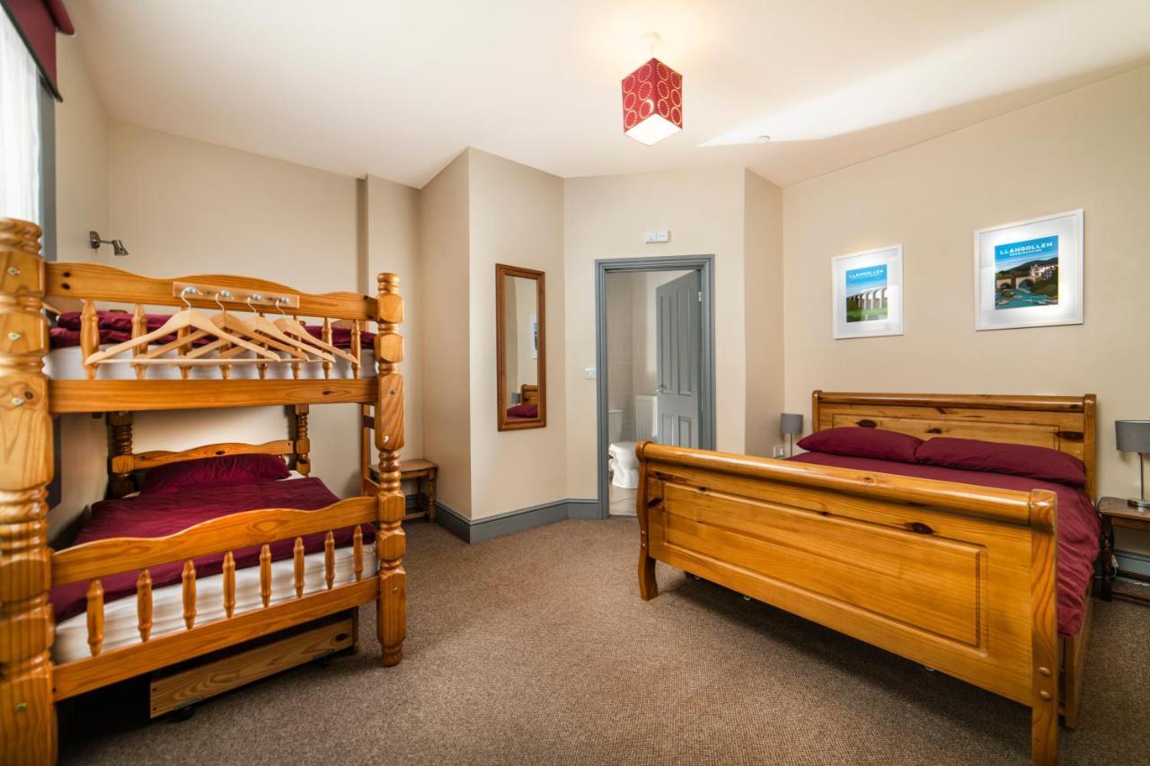 Superior Family Room