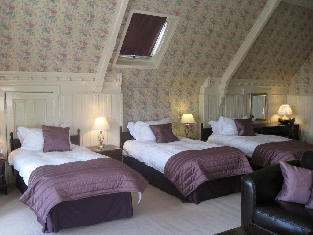 Triple Room,25077426:JPEG