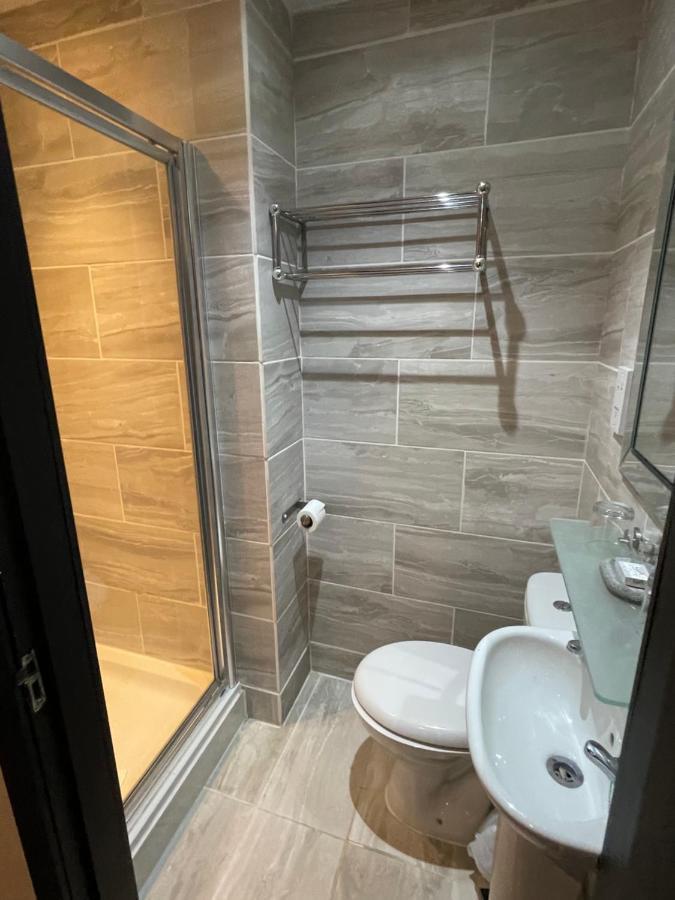 Comfort Double Room with Shower