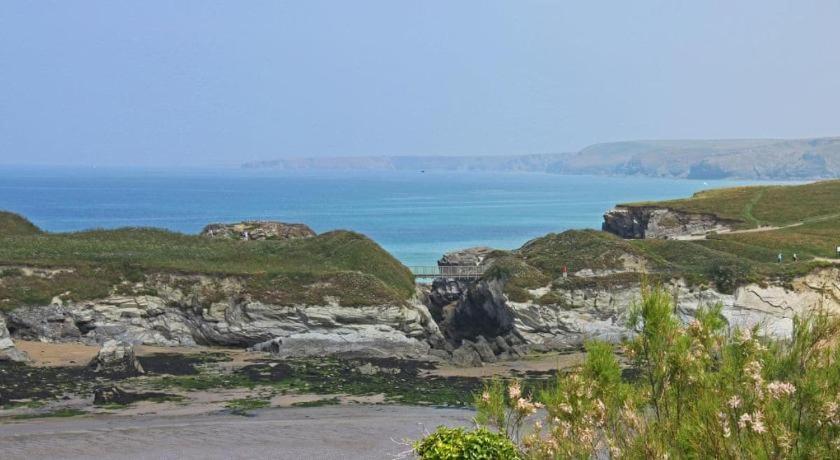 Double or Twin Room Sea View
