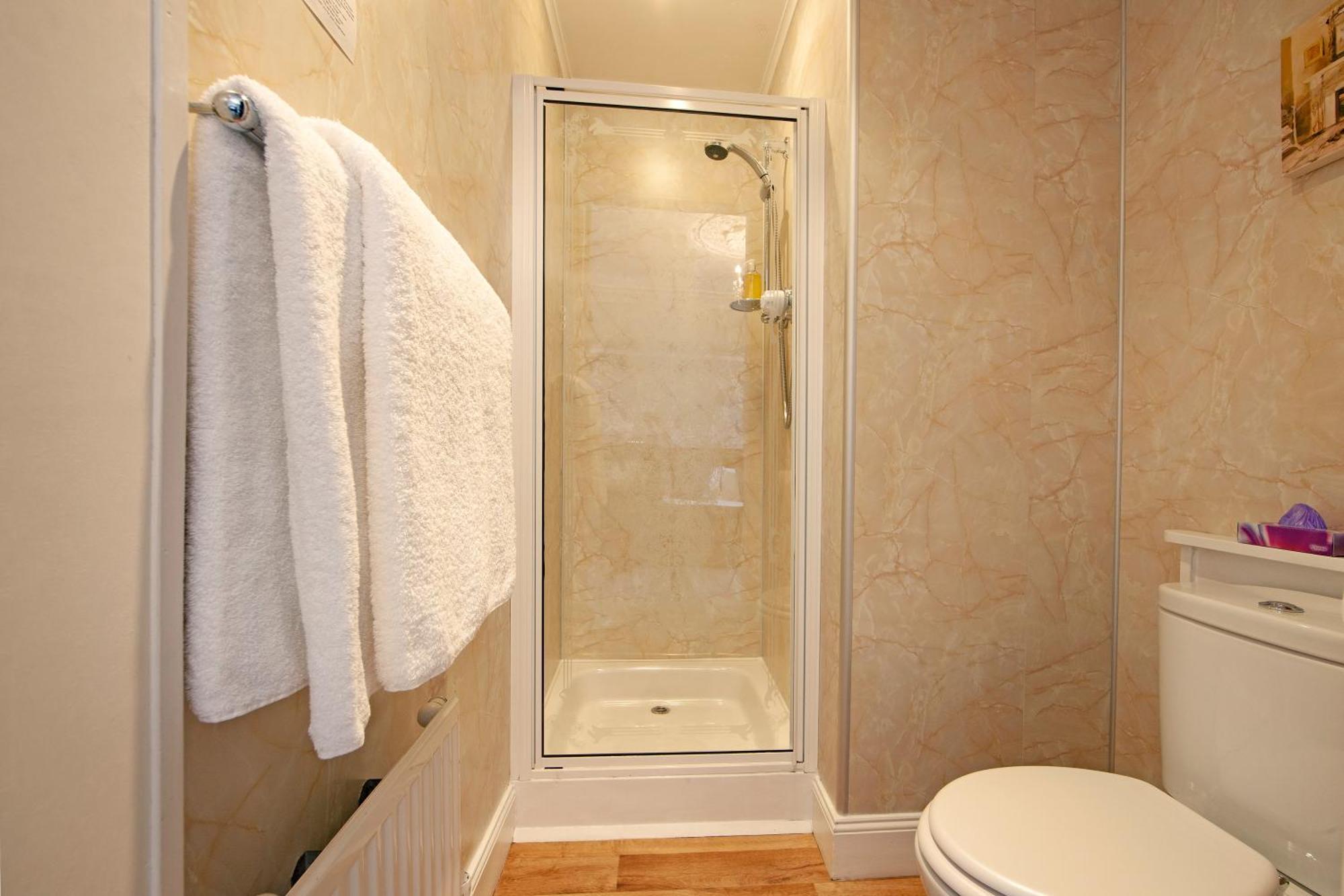 Twin Room with Sea View,1420145304:JPEG