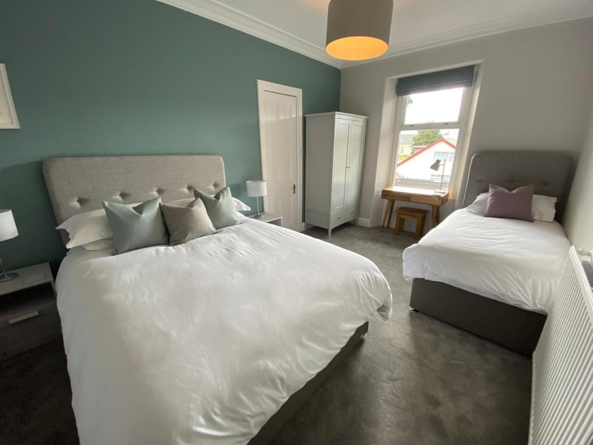 Chambre Familiale (2 Adultes et 2 Enfants)
