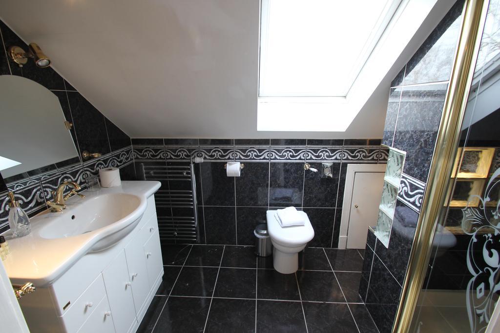 King Room,123168154:JPEG