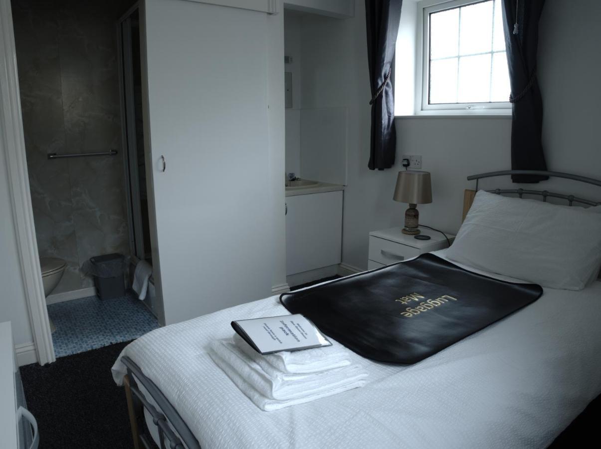 Standard Single Room,1122412881:JPEG