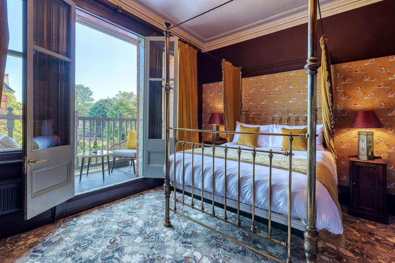 Superior Double Room Four Poster Bed Balcony,1123845081:JPEG