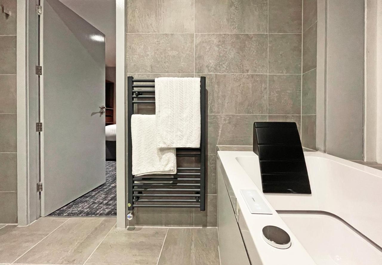 Double Room Spa Bath