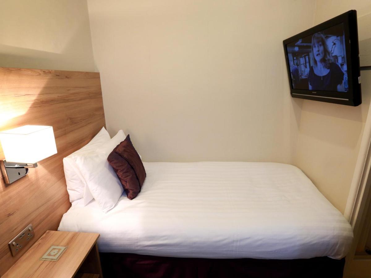 Single Room with Shower