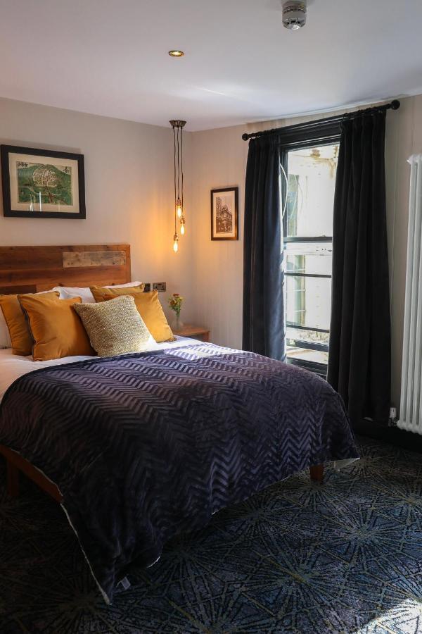 Standard Zimmer mit Kingsize-Bett