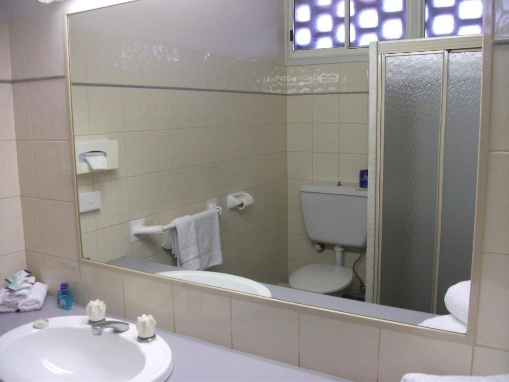 Quarto Oxford com 2 Camas de Solteiro