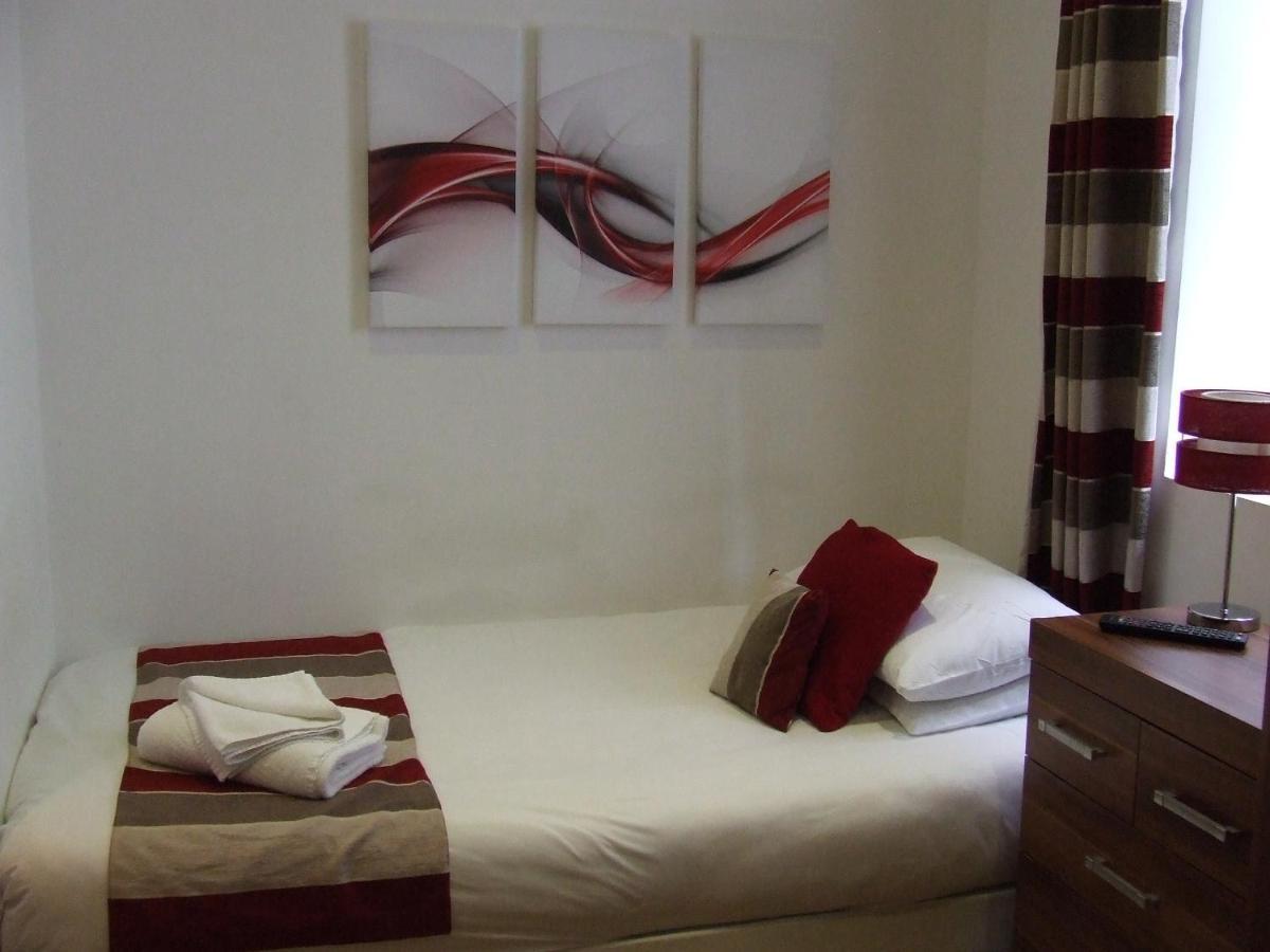 Single Room with Private Bathroom