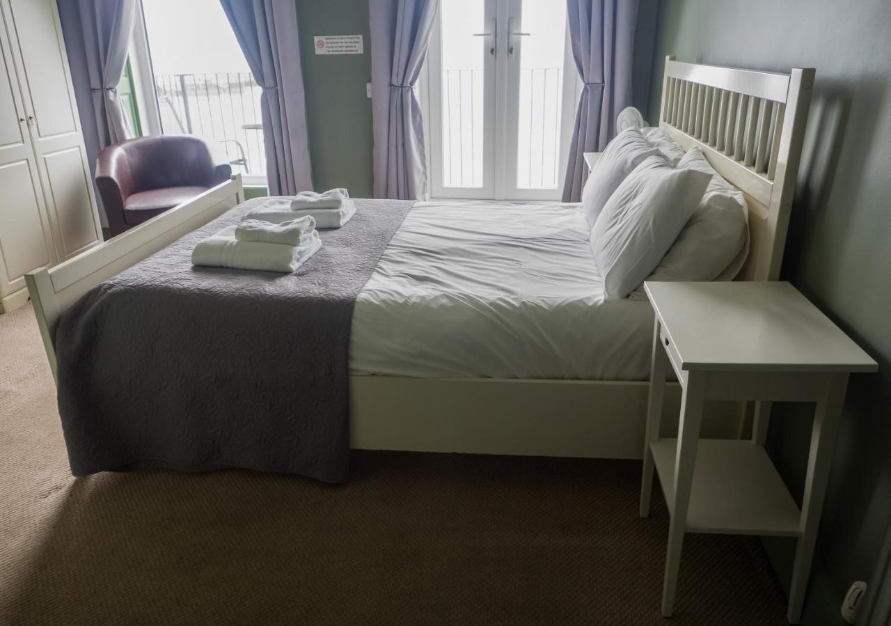Deluxe Double Room with Balcony and Sea View