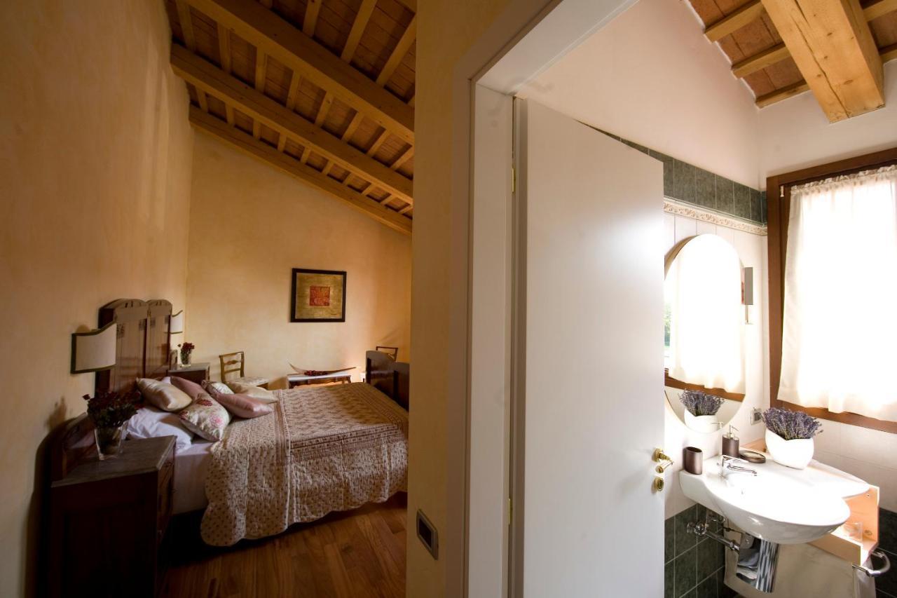 One-Bedroom King Suite with Sofa Bed - Non-Smoking