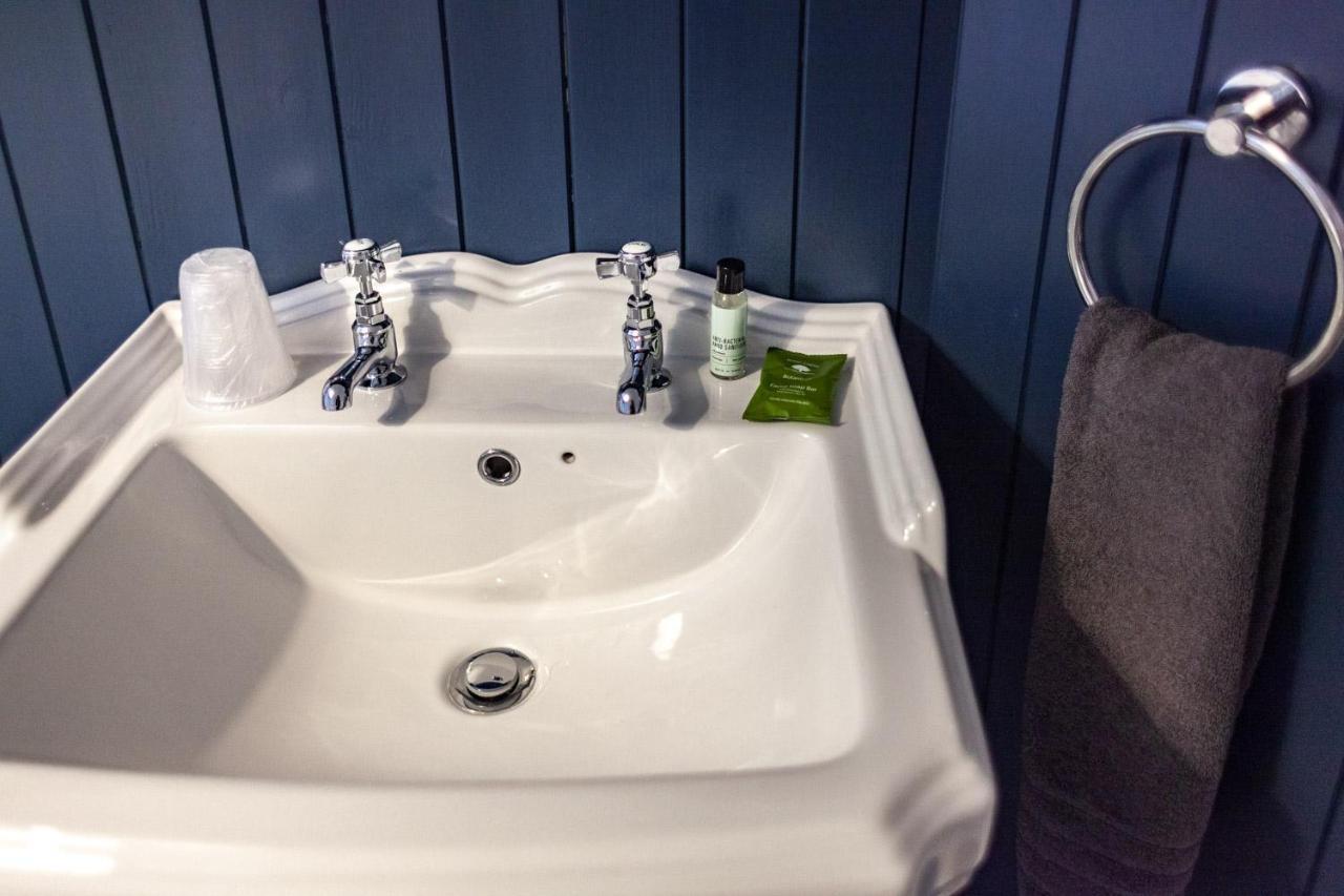 Standard Double Room,1163362191:JPEG