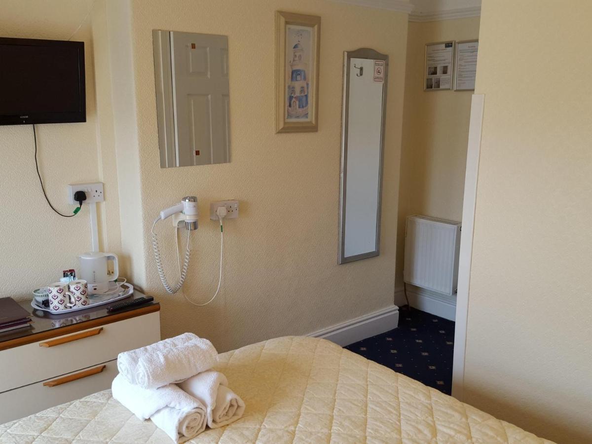 Small Single Room