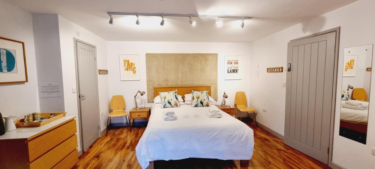 Classic Double Room,1172841198:JPEG