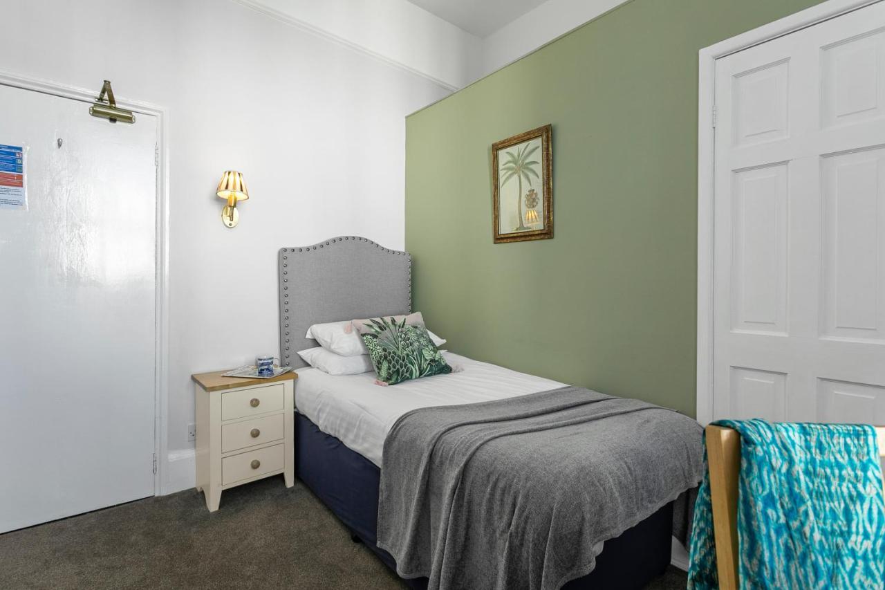 Single Room,1172993229:JPEG