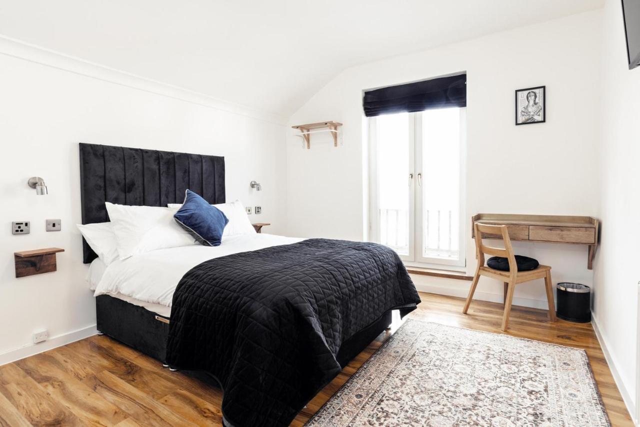 Double Room,1175302584:JPEG