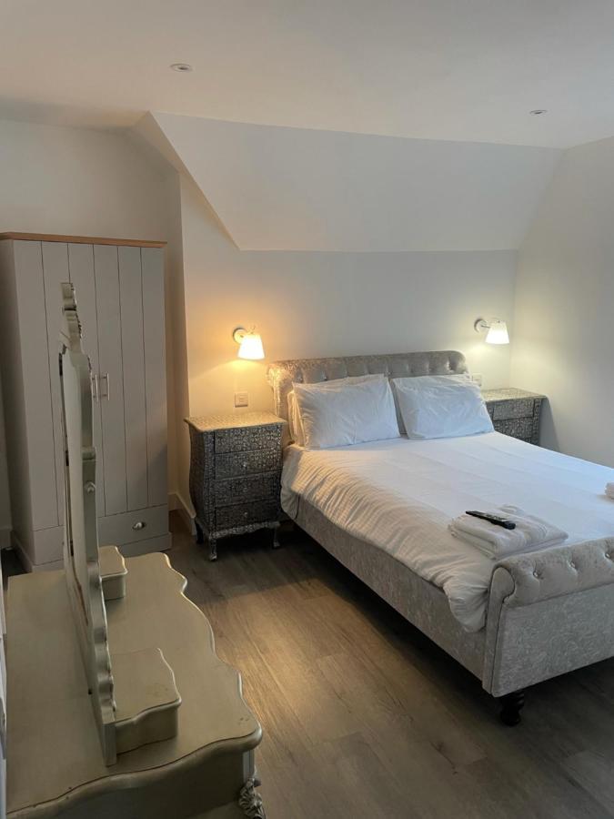 Appartamento con 2 Camere da Letto e Vista Mare