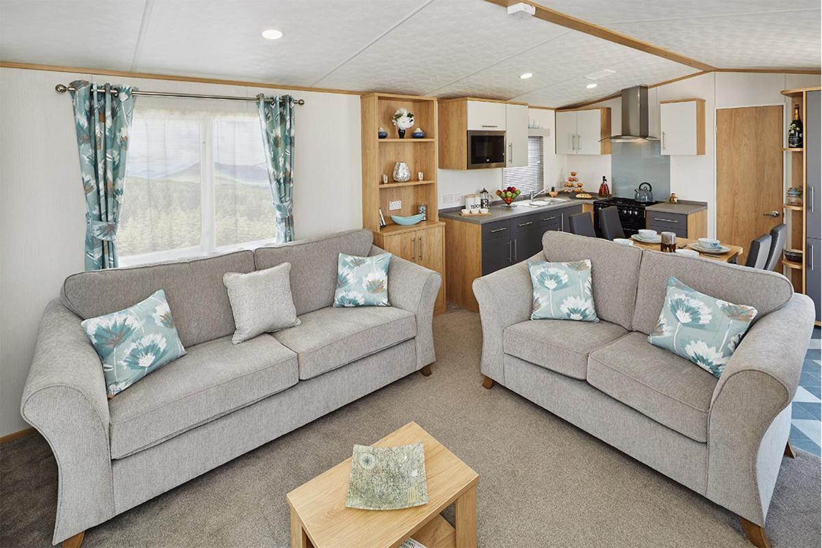 4 Berth Luxury Caravan
