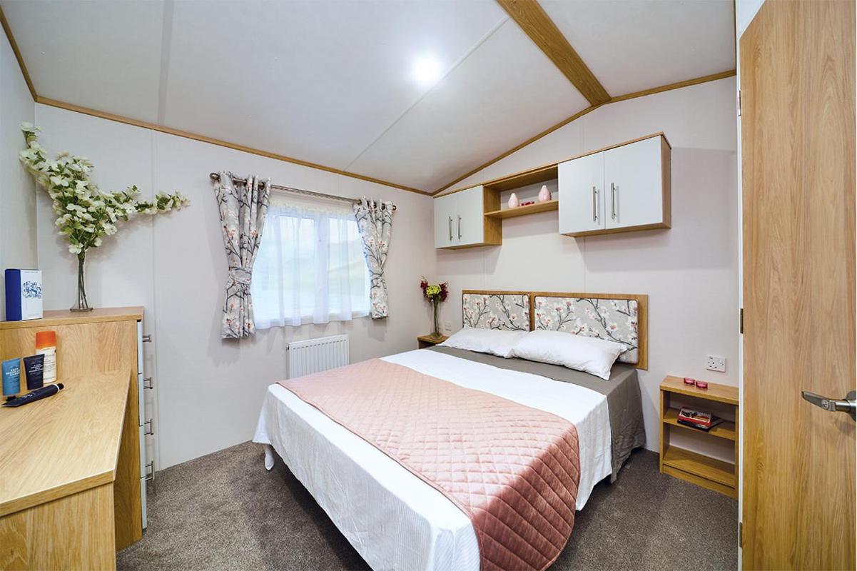 4 Berth Luxury Caravan
