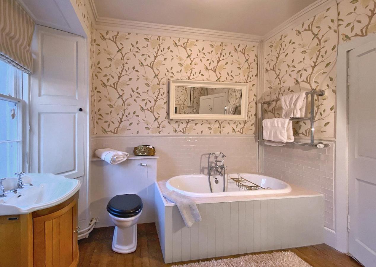 Doppelzimmer mit Gartenblick