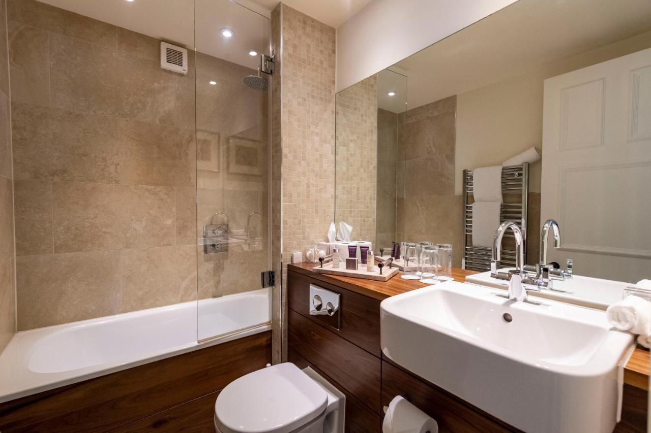 Club Single Room Private Bathroom,847190840:JPEG