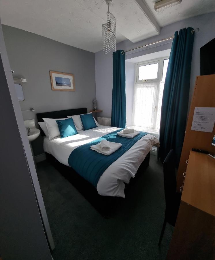 Single Room with Bathroom