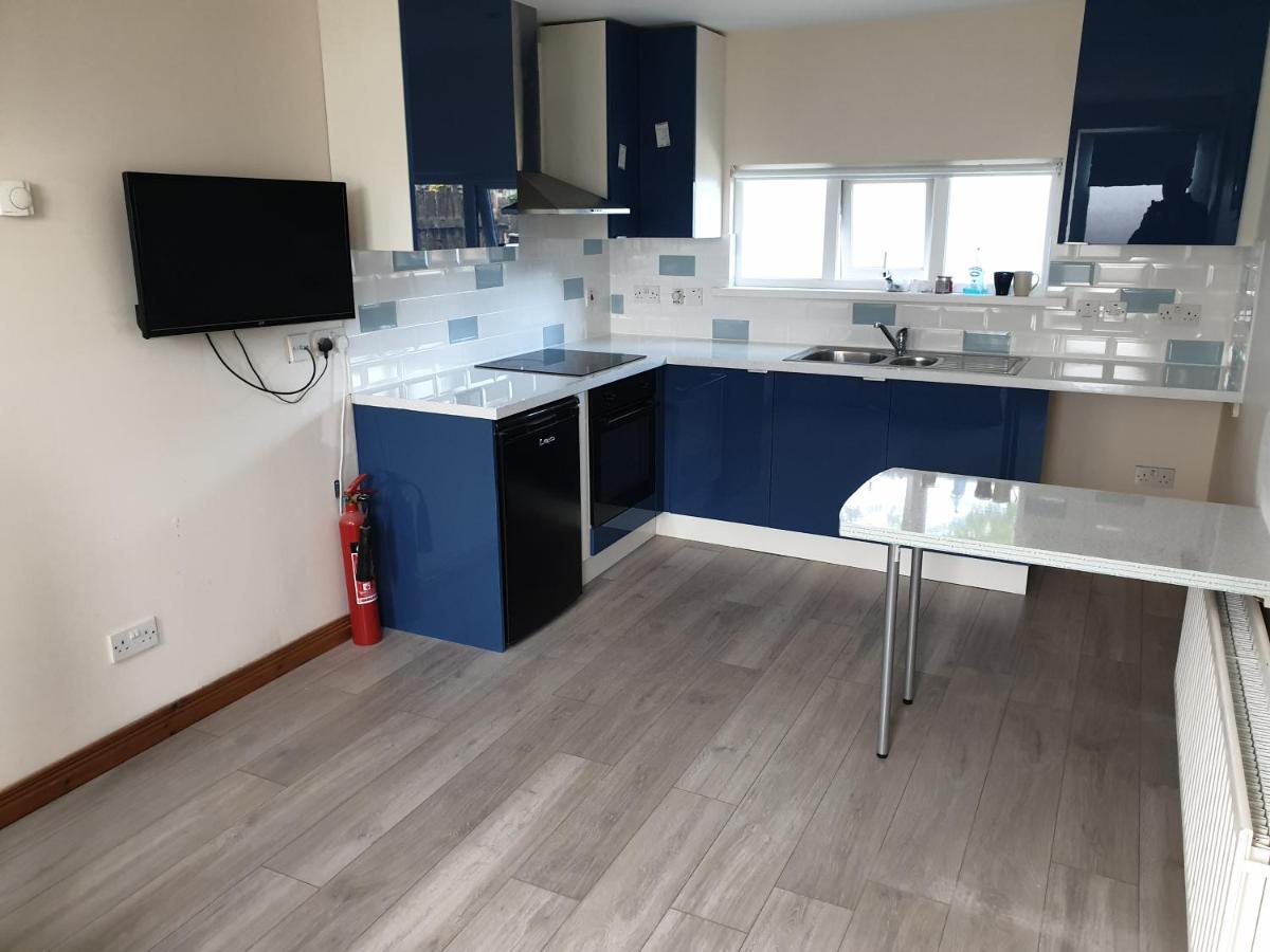 One-Bedroom Apartment,1174609482:JPEG